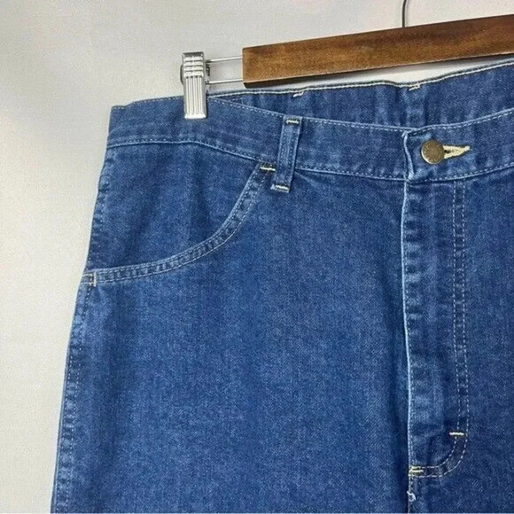 Wrangler Blue Wash Regular Fit Straight Leg Jeans 36 X 30 - Picture 3 of 3